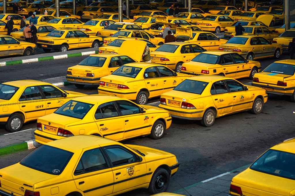 تاکسی‌ها مجاز به سوار کردن بیش از ۳مسافر نیستند