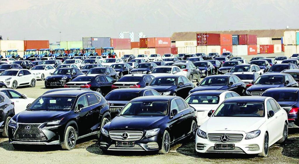درخواست رسمی واردکنندگان از وزیر صمت برای آزادسازی واردات خودرو