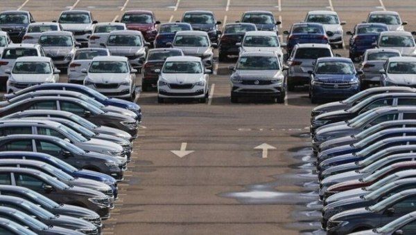 خودروهای روسی بدون مشتری ماند