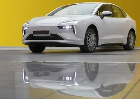 خودروهای&nbsp;برقی&nbsp;و هیبریدی&nbsp;در ایران؛&nbsp;لوکسِ سبز&nbsp;یا&nbsp;انتخابی بدون زیرساخت؟