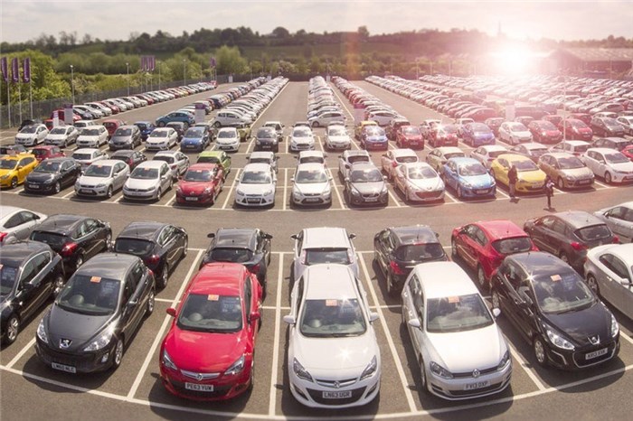 کاهش ۹۷ درصدی فروش خودرو در بریتانیا