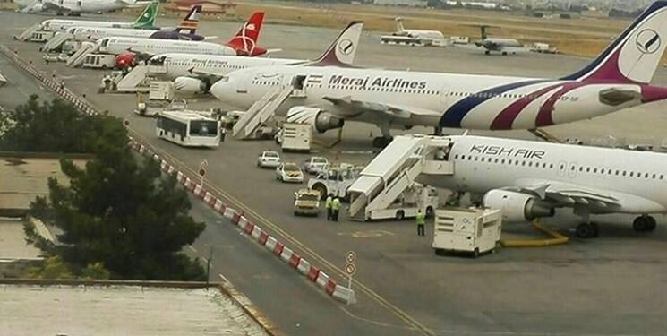 تکرار ترکیدن لاستیک هواپیما در فرودگاه مشهد/ اذعان سازمان هواپیمایی به وجود مشکل در باند فرودگاه