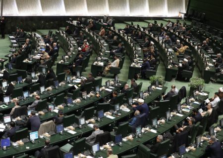 بررسی ایرادات واگذاری ایران خودرو به کروز در دستور امروز مجلس